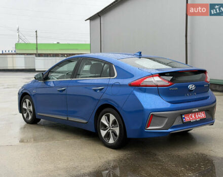 Синий Хендай Ioniq, объемом двигателя 0 л и пробегом 89 тыс. км за 12700 $, фото 6 на Automoto.ua