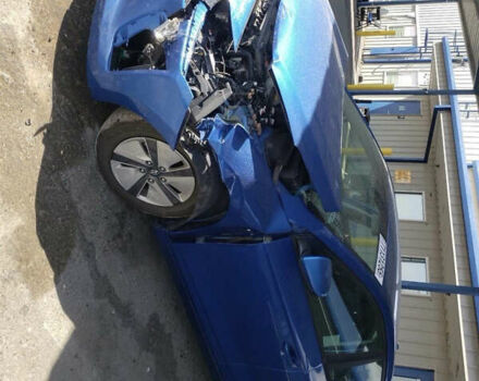 Синий Хендай Ioniq, объемом двигателя 1.58 л и пробегом 164 тыс. км за 8300 $, фото 5 на Automoto.ua