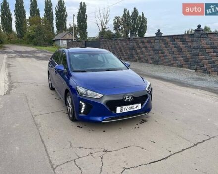 Синий Хендай Ioniq, объемом двигателя 0 л и пробегом 158 тыс. км за 12300 $, фото 7 на Automoto.ua