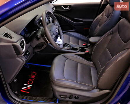Синий Хендай Ioniq, объемом двигателя 1.58 л и пробегом 93 тыс. км за 11900 $, фото 29 на Automoto.ua
