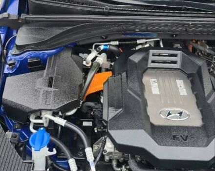 Синий Хендай Ioniq, объемом двигателя 0 л и пробегом 66 тыс. км за 17800 $, фото 8 на Automoto.ua