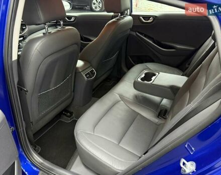 Синий Хендай Ioniq, объемом двигателя 0 л и пробегом 94 тыс. км за 13077 $, фото 29 на Automoto.ua