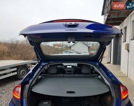 Синий Хендай Ioniq, объемом двигателя 0 л и пробегом 138 тыс. км за 12600 $, фото 16 на Automoto.ua