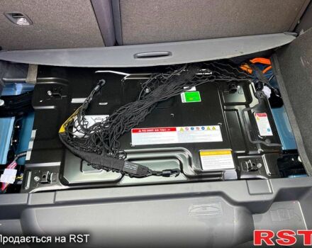 Синий Хендай Ioniq, объемом двигателя 1.6 л и пробегом 83 тыс. км за 13000 $, фото 8 на Automoto.ua