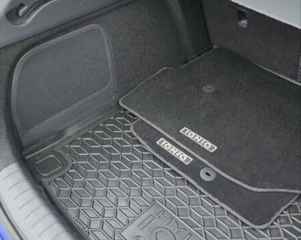 Синий Хендай Ioniq, объемом двигателя 0 л и пробегом 66 тыс. км за 17800 $, фото 29 на Automoto.ua