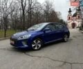 Синий Хендай Ioniq, объемом двигателя 0 л и пробегом 25 тыс. км за 14490 $, фото 3 на Automoto.ua
