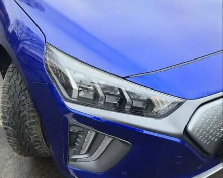 Синий Хендай Ioniq, объемом двигателя 0 л и пробегом 66 тыс. км за 17800 $, фото 6 на Automoto.ua