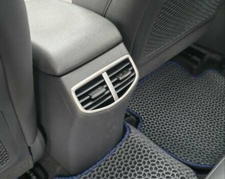 Синий Хендай Ioniq, объемом двигателя 0 л и пробегом 66 тыс. км за 17800 $, фото 24 на Automoto.ua