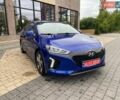 Синий Хендай Ioniq, объемом двигателя 0 л и пробегом 172 тыс. км за 12899 $, фото 1 на Automoto.ua