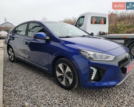 Синий Хендай Ioniq, объемом двигателя 0 л и пробегом 138 тыс. км за 12600 $, фото 2 на Automoto.ua