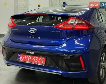 Синий Хендай Ioniq, объемом двигателя 0 л и пробегом 94 тыс. км за 13077 $, фото 6 на Automoto.ua