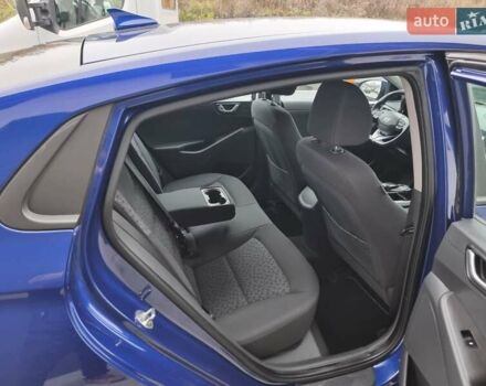 Синий Хендай Ioniq, объемом двигателя 0 л и пробегом 138 тыс. км за 12600 $, фото 13 на Automoto.ua