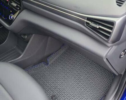 Синий Хендай Ioniq, объемом двигателя 0 л и пробегом 66 тыс. км за 17800 $, фото 62 на Automoto.ua