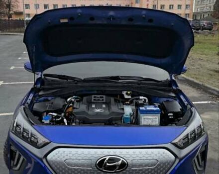 Синий Хендай Ioniq, объемом двигателя 0 л и пробегом 66 тыс. км за 17800 $, фото 11 на Automoto.ua