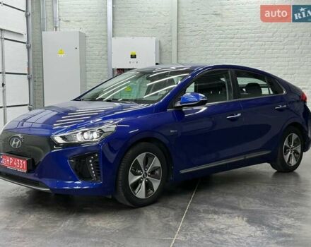 Синий Хендай Ioniq, объемом двигателя 0 л и пробегом 94 тыс. км за 13077 $, фото 2 на Automoto.ua