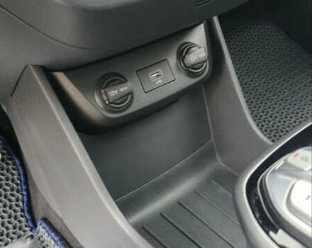 Синий Хендай Ioniq, объемом двигателя 0 л и пробегом 66 тыс. км за 17800 $, фото 60 на Automoto.ua