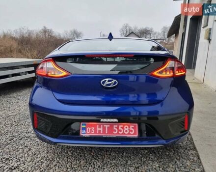 Синий Хендай Ioniq, объемом двигателя 0 л и пробегом 138 тыс. км за 12600 $, фото 10 на Automoto.ua