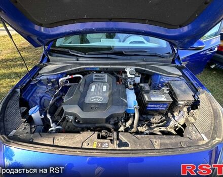 Синий Хендай Ioniq, объемом двигателя 0 л и пробегом 65 тыс. км за 16200 $, фото 3 на Automoto.ua