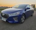 Синій Хендай Ioniq, об'ємом двигуна 1.6 л та пробігом 73 тис. км за 17800 $, фото 3 на Automoto.ua