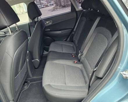 Синий Хендай Ioniq, объемом двигателя 0 л и пробегом 28 тыс. км за 18500 $, фото 9 на Automoto.ua