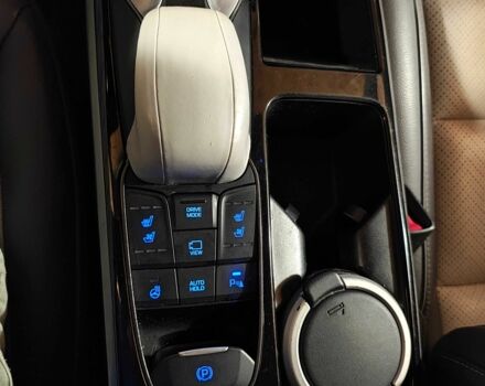 Синий Хендай Ioniq, объемом двигателя 0 л и пробегом 91 тыс. км за 16000 $, фото 12 на Automoto.ua