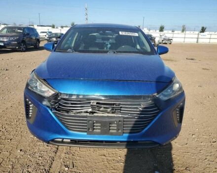 Синий Хендай Ioniq, объемом двигателя 1.6 л и пробегом 58 тыс. км за 2000 $, фото 1 на Automoto.ua