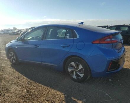 Синий Хендай Ioniq, объемом двигателя 1.6 л и пробегом 58 тыс. км за 2000 $, фото 5 на Automoto.ua
