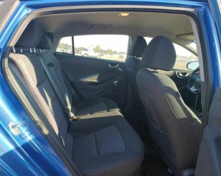 Синий Хендай Ioniq, объемом двигателя 1.6 л и пробегом 58 тыс. км за 2000 $, фото 9 на Automoto.ua