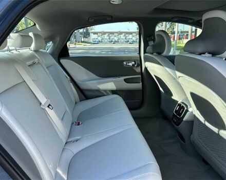 Синий Хендай Ioniq, объемом двигателя 0 л и пробегом 6 тыс. км за 18000 $, фото 12 на Automoto.ua