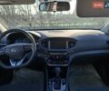 Синій Хендай Ioniq, об'ємом двигуна 1.58 л та пробігом 83 тис. км за 16200 $, фото 31 на Automoto.ua