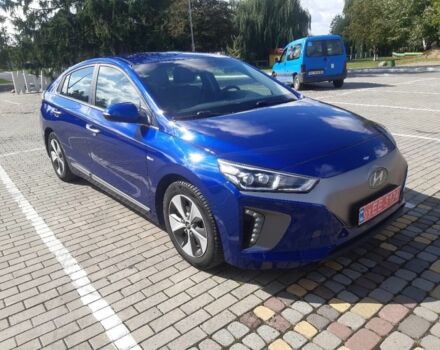 Синий Хендай Ioniq, объемом двигателя 0 л и пробегом 97 тыс. км за 289 $, фото 1 на Automoto.ua