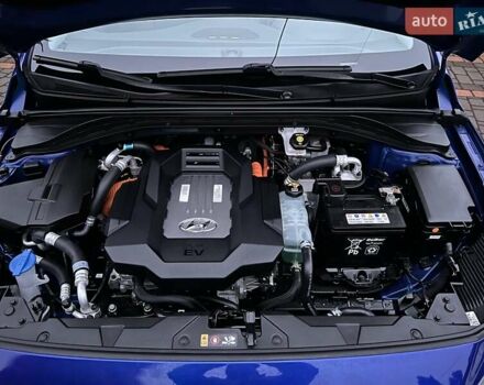 Синій Хендай Ioniq, об'ємом двигуна 0 л та пробігом 68 тис. км за 14300 $, фото 6 на Automoto.ua