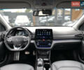 Хендай Ioniq 2020 в Луцке на Automoto.ua Синий Хендай Ioniq, объемом двигателя 0 л и пробегом 101 тыс. км за 16500 $, фото 34 на Automoto.ua