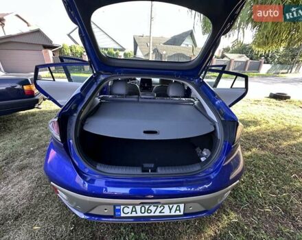 Синий Хендай Ioniq, объемом двигателя 0 л и пробегом 65 тыс. км за 16200 $, фото 12 на Automoto.ua