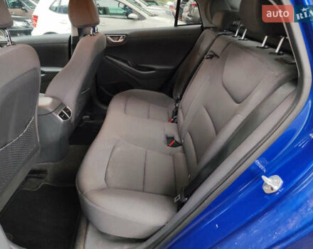 Синий Хендай Ioniq, объемом двигателя 0 л и пробегом 135 тыс. км за 15000 $, фото 8 на Automoto.ua