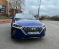 Синий Хендай Ioniq, объемом двигателя 1.6 л и пробегом 66 тыс. км за 17500 $, фото 1 на Automoto.ua