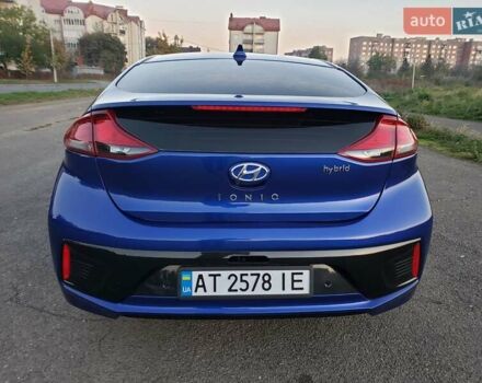 Синий Хендай Ioniq, объемом двигателя 1.6 л и пробегом 86 тыс. км за 16800 $, фото 6 на Automoto.ua