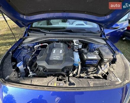 Синий Хендай Ioniq, объемом двигателя 0 л и пробегом 65 тыс. км за 16200 $, фото 6 на Automoto.ua
