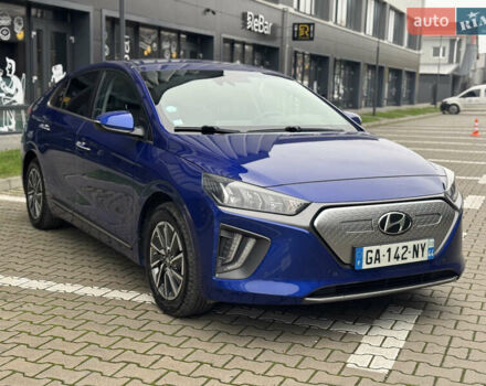 Синий Хендай Ioniq, объемом двигателя 0 л и пробегом 149 тыс. км за 15400 $, фото 9 на Automoto.ua