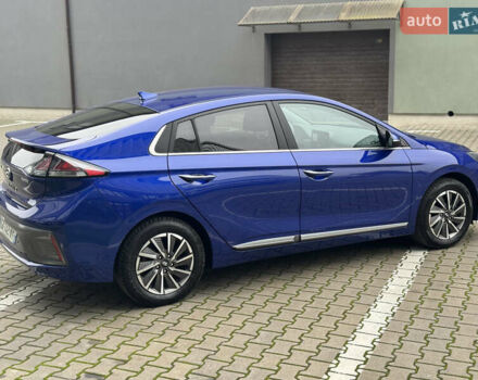 Синий Хендай Ioniq, объемом двигателя 0 л и пробегом 150 тыс. км за 15850 $, фото 18 на Automoto.ua