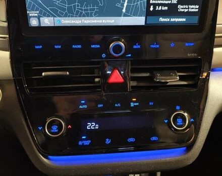 Синий Хендай Ioniq, объемом двигателя 0 л и пробегом 91 тыс. км за 16000 $, фото 13 на Automoto.ua