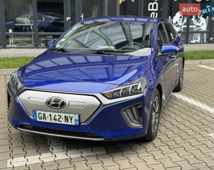Синий Хендай Ioniq, объемом двигателя 0 л и пробегом 150 тыс. км за 15850 $, фото 3 на Automoto.ua