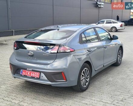 Синій Хендай Ioniq, об'ємом двигуна 0 л та пробігом 57 тис. км за 16600 $, фото 10 на Automoto.ua