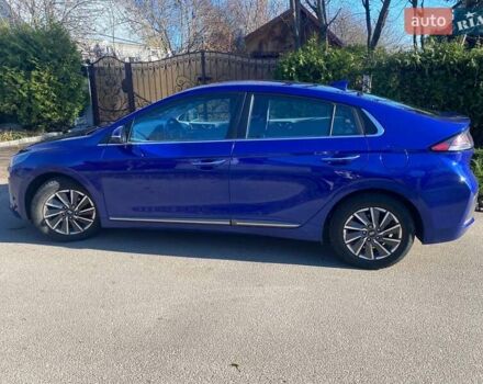 Синий Хендай Ioniq, объемом двигателя 0 л и пробегом 91 тыс. км за 16000 $, фото 4 на Automoto.ua