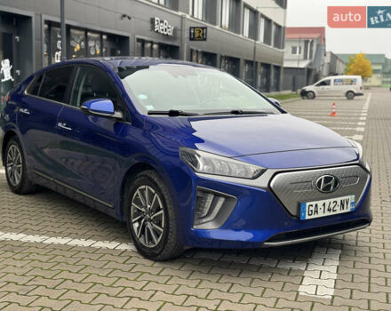Синий Хендай Ioniq, объемом двигателя 0 л и пробегом 150 тыс. км за 15850 $, фото 13 на Automoto.ua