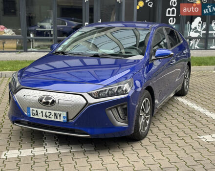 Синий Хендай Ioniq, объемом двигателя 0 л и пробегом 150 тыс. км за 15850 $, фото 2 на Automoto.ua