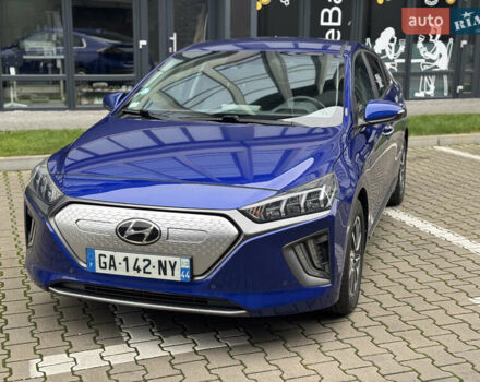 Синий Хендай Ioniq, объемом двигателя 0 л и пробегом 150 тыс. км за 15850 $, фото 4 на Automoto.ua