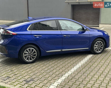 Синий Хендай Ioniq, объемом двигателя 0 л и пробегом 150 тыс. км за 15850 $, фото 17 на Automoto.ua