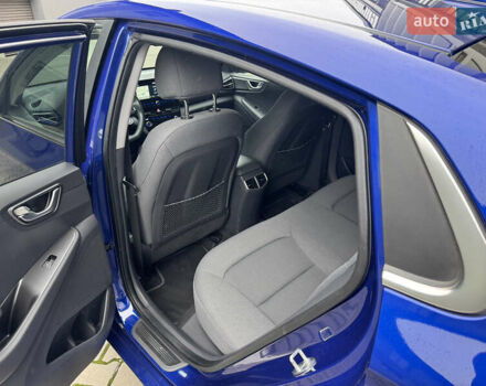 Синий Хендай Ioniq, объемом двигателя 0 л и пробегом 149 тыс. км за 15400 $, фото 42 на Automoto.ua