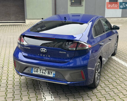 Синий Хендай Ioniq, объемом двигателя 0 л и пробегом 149 тыс. км за 15400 $, фото 22 на Automoto.ua